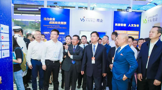 QQ截图20181022150243.png QQ截图20181022150243.png