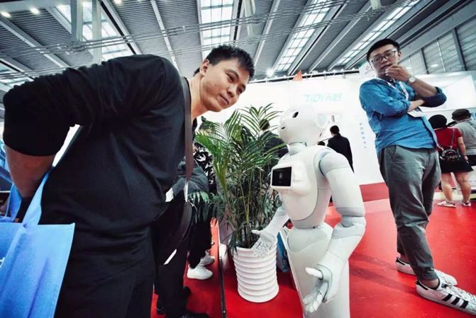 QQ截图20181022150303.png QQ截图20181022150303.png